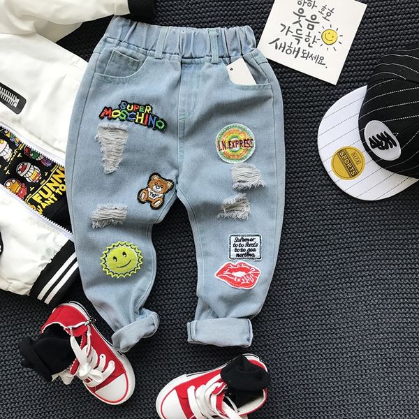 autumn jeans wear children's 2020 new children's clothing boys' all-match hole jeans autumn boys' korean long pants, Blue
autumn jeans wear children's 2020 new children's clothing boys' all-match hole jeans autumn boys' korean long pants, Blue