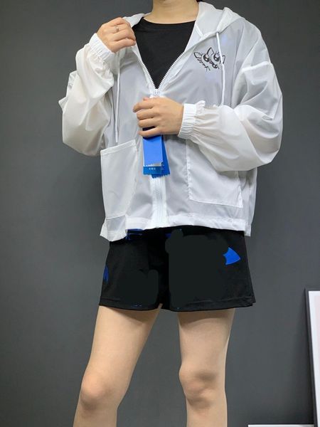 xia ng physical leather leather sports coat women's hooded sunscreen skin coat 3680, Tan;black
xia ng physical leather leather sports coat women's hooded sunscreen skin coat 3680, Tan;black