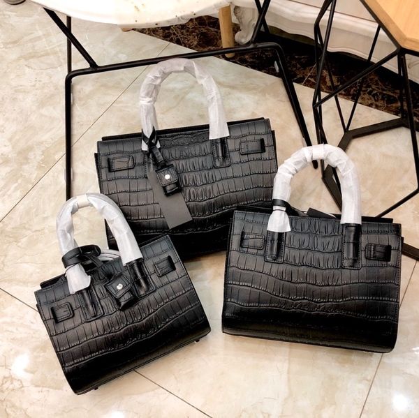 luxury women retro organ bag genuine leather shoulder straps handbag designer handbags messenger crossbody bags with lock key
luxury women retro organ bag genuine leather shoulder straps handbag designer handbags messenger crossbody bags with lock key