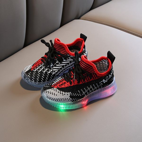 2020 new glowing sneakers mesh breathable baskets led shoes with light up sole boys girls glowing kids enfant led slippers girl
2020 new glowing sneakers mesh breathable baskets led shoes with light up sole boys girls glowing kids enfant led slippers girl