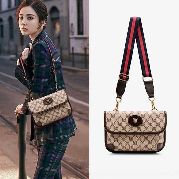 sfixu 2020 new korean style all-match messenger small square shoulder bag internet red tiger head wide shoulder strap printed envelope small, White
sfixu 2020 new korean style all-match messenger small square shoulder bag internet red tiger head wide shoulder strap printed envelope small, White