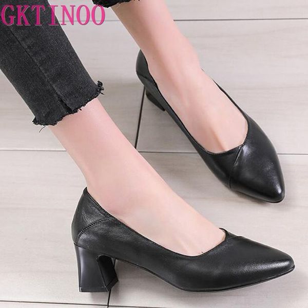 gktinoo кожа насосы женщина med square пяток заостренного toe поскользнуться на lady пятки v mouth сексуальной стильной работы офис обувь ве, Black
gktinoo кожа насосы женщина med square пяток заостренного toe поскользнуться на lady пятки v mouth сексуальной стильной работы офис обувь ве, Black