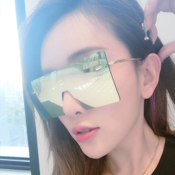 star women's personalized round face sun sun glasses korean new internet red sun glasses fashion 9117, White;black
star women's personalized round face sun sun glasses korean new internet red sun glasses fashion 9117, White;black