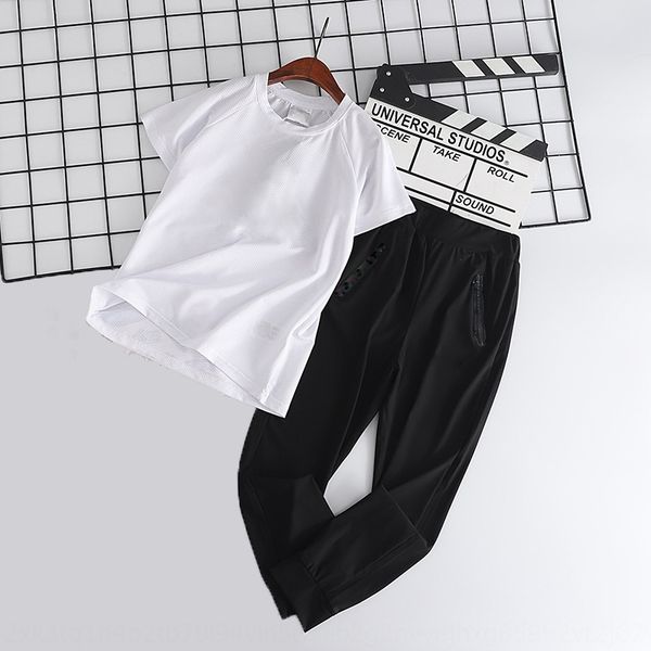2020 new fashion brand pants suit t-shirt pants t-shirt sports children's trousers set furniture suit korean casual two-piece set 
2020 new fashion brand pants suit t-shirt pants t-shirt sports children's trousers set furniture suit korean casual two-piece set