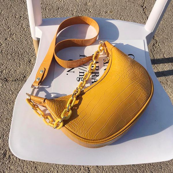 chain crossbody bag for women 2020 designer small shoulder messenger bags fashion quality leather lady travel handbag and purses
chain crossbody bag for women 2020 designer small shoulder messenger bags fashion quality leather lady travel handbag and purses