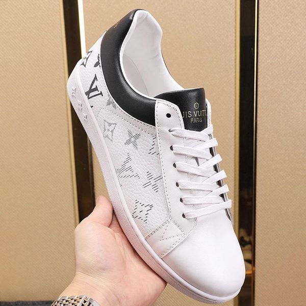 2021 mens shoes fashion zapatos de hombre luxury sports footwears breathable casual luxembourg sneaker men shoes luxury design s
2021 mens shoes fashion zapatos de hombre luxury sports footwears breathable casual luxembourg sneaker men shoes luxury design s