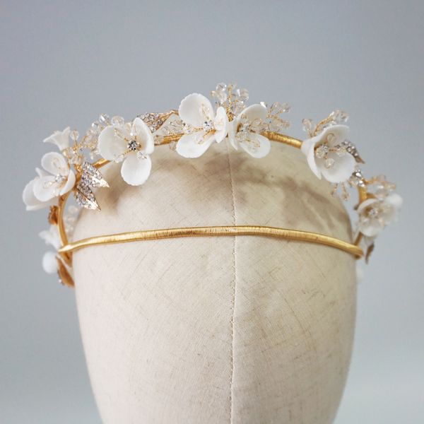 porcelain flower wedding crown tiara rhinestone bridal jewelry fashion women hair accessories handmade headpiece mx200720, White;golden
porcelain flower wedding crown tiara rhinestone bridal jewelry fashion women hair accessories handmade headpiece mx200720, White;golden