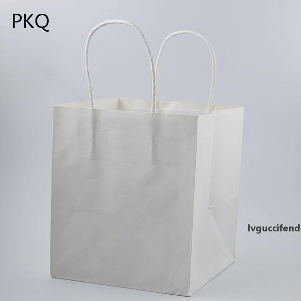 15pcs white kraft paper packing bag with handle takeaway packing bag eco-friendly baking kraft square paper
15pcs white kraft paper packing bag with handle takeaway packing bag eco-friendly baking kraft square paper