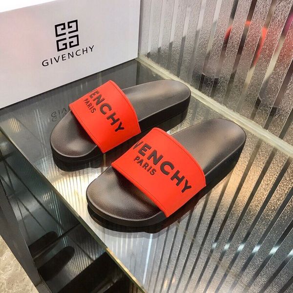 2020 latest handmade casual shoes couple casual slippers fashion trend wild and comfortable size 35-45 type 39745400718ab
2020 latest handmade casual shoes couple casual slippers fashion trend wild and comfortable size 35-45 type 39745400718ab