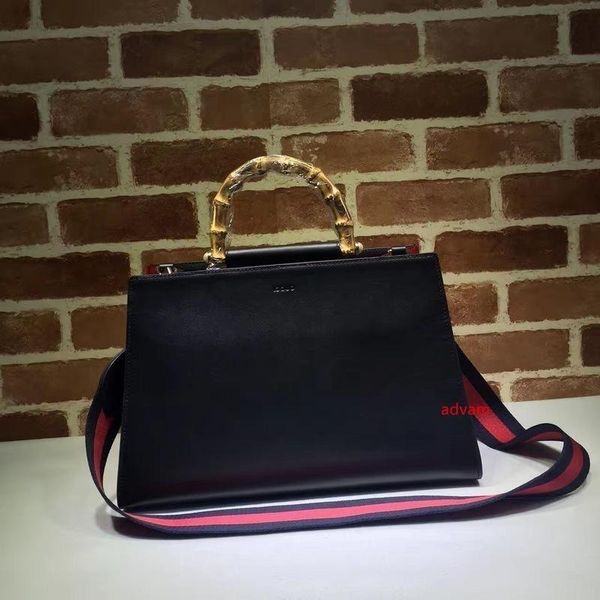 2020 brand design letter buckle bamboo handle handbag woman shoulder bag genuine leather 453764 fashion briefcase
2020 brand design letter buckle bamboo handle handbag woman shoulder bag genuine leather 453764 fashion briefcase