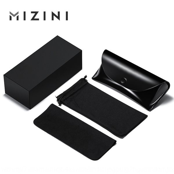 new packaging four-piece set carton leather glasses case four-piece lens case box mirror cloth mirror bag sunglasses box, Blue
new packaging four-piece set carton leather glasses case four-piece lens case box mirror cloth mirror bag sunglasses box, Blue