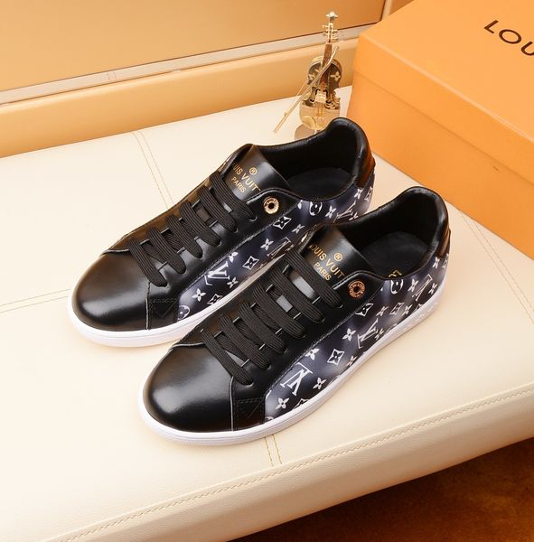 new8 luxury high-quality casual men's shoes fashion all-match sports shoes outdoor comfortable running shoes original box packaging, Black
new8 luxury high-quality casual men's shoes fashion all-match sports shoes outdoor comfortable running shoes original box packaging, Black