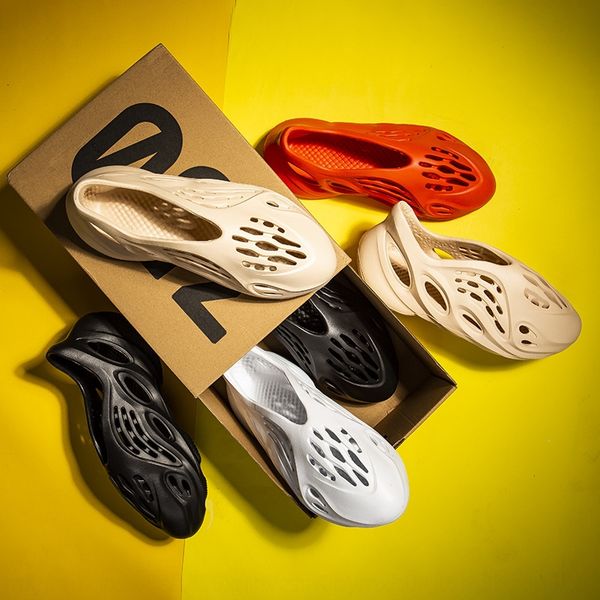 b27vu 2020 new men's women's sneakers, and children sandals children coconut hole shoes children's sandals middle and large c, Black;red
b27vu 2020 new men's women's sneakers, and children sandals children coconut hole shoes children's sandals middle and large c, Black;red