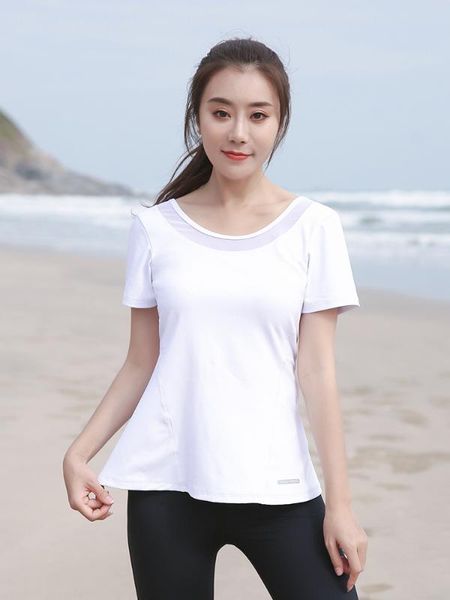 summer fat girl running quick drying loose big size sports thin fitness suit 100 kg yoga large neckline t-shirt for women, White;red
summer fat girl running quick drying loose big size sports thin fitness suit 100 kg yoga large neckline t-shirt for women, White;red