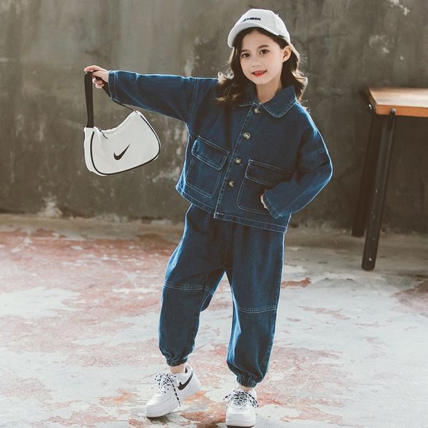 wear autumn 2020 new girls children's children's ' tooling casual denim suit loose two-piece suit fashion
wear autumn 2020 new girls children's children's ' tooling casual denim suit loose two-piece suit fashion