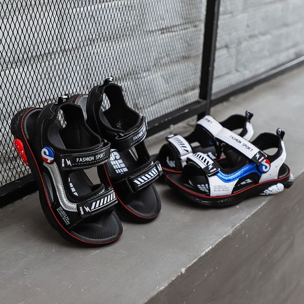 2019 new boys' open toe casual sandals boys' anti-skid wear-resistant korean fashion sandals children's shoes children's, Black;red
2019 new boys' open toe casual sandals boys' anti-skid wear-resistant korean fashion sandals children's shoes children's, Black;red