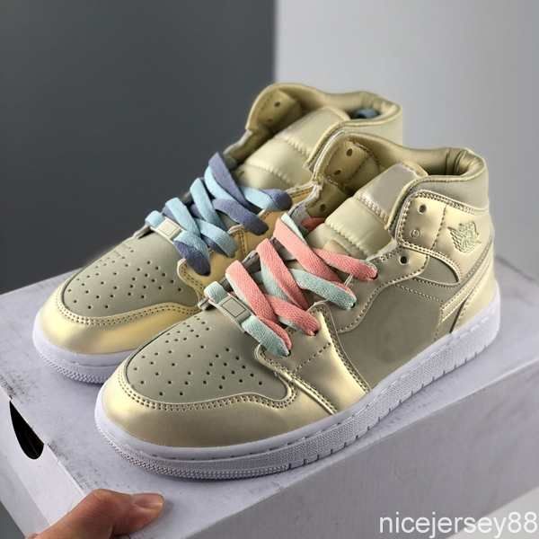 2020 new 1 1s gs womens mens basketball shoes gray white sports sneakers outdoor baskets trainers athletics des chaussures schuhe
2020 new 1 1s gs womens mens basketball shoes gray white sports sneakers outdoor baskets trainers athletics des chaussures schuhe