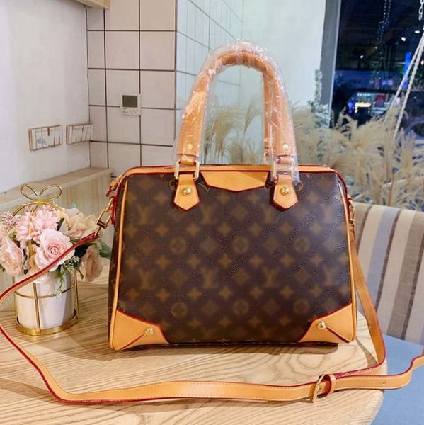 роскошная кожа цепь сумка crossbody и плечо сумка женских сумочек гарантии качества сумки -01692, Black
роскошная кожа цепь сумка crossbody и плечо сумка женских сумочек гарантии качества сумки -01692, Black