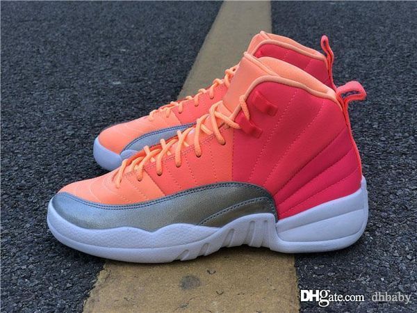 air authentic 12 gs punch real carbon fiber basketball shoes racer pink bright mango-white retro man sports sneakers 510815-601
air authentic 12 gs punch real carbon fiber basketball shoes racer pink bright mango-white retro man sports sneakers 510815-601