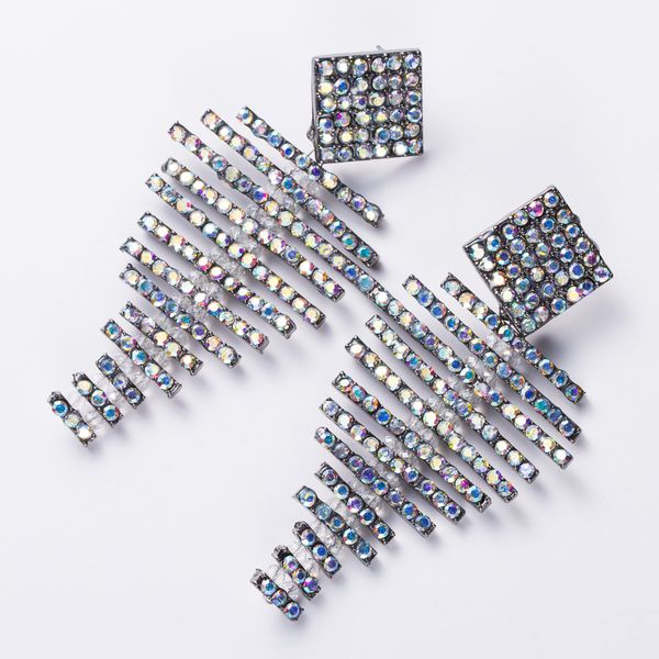 exaggerated ab colored diamond diamond fish bone claw chain acrylic earrings female fashion temperament ear accessories, Golden
exaggerated ab colored diamond diamond fish bone claw chain acrylic earrings female fashion temperament ear accessories, Golden