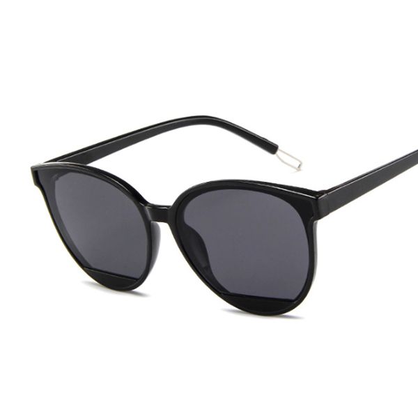 vintage black cat eye sunglasses women fashion brand designer ladies sunglasses big frame ocean color mirror, White;black 
vintage black cat eye sunglasses women fashion brand designer ladies sunglasses big frame ocean color mirror, White;black