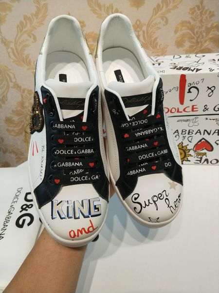 2020h new trend leather party casual shoes trend outdoor men and women sports shoes graffiti wild couple shoes, size 35-45, Black
2020h new trend leather party casual shoes trend outdoor men and women sports shoes graffiti wild couple shoes, size 35-45, Black