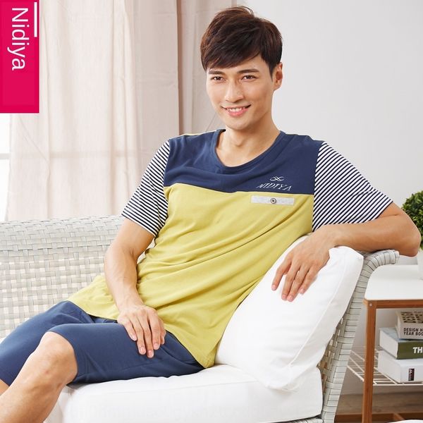 home clothes summer men's new short-sleeved cropped suit pants pants and trousers large size suit cotton pajamas, Black;brown
home clothes summer men's new short-sleeved cropped suit pants pants and trousers large size suit cotton pajamas, Black;brown