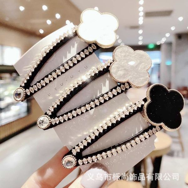 luxury classic fashion bling clover hair clips hairband bobby pins barrette hairpins headdress beauty accessories
luxury classic fashion bling clover hair clips hairband bobby pins barrette hairpins headdress beauty accessories