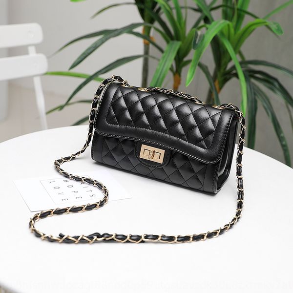 lingge women's shoulder slanting hand all-match lingge classic style hand chain bag chain bag
lingge women's shoulder slanting hand all-match lingge classic style hand chain bag chain bag