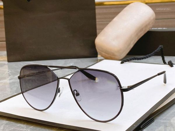 fashion square sunglasses 6188 size:61-14-145 couple models from men classic uv protection round frame classic1, White;black
fashion square sunglasses 6188 size:61-14-145 couple models from men classic uv protection round frame classic1, White;black