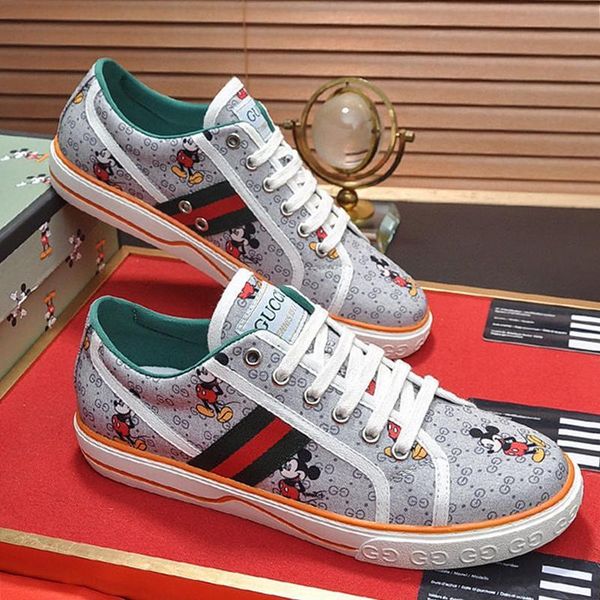 mens tennis 1977 sneaker fashion shoes canvas outdoor sports shoes lace -up with box scarpe da uomo sale luxury type zapatos de hombre 2020, Black
mens tennis 1977 sneaker fashion shoes canvas outdoor sports shoes lace -up with box scarpe da uomo sale luxury type zapatos de hombre 2020, Black