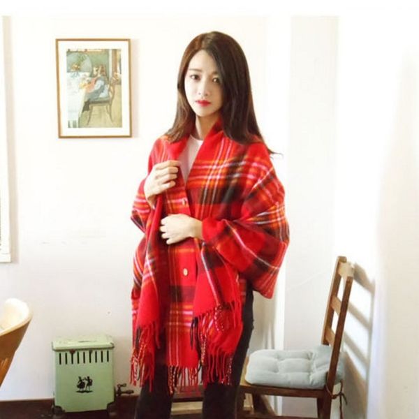 fashion scarf shoulder strap button shoulder strap korean new cashmere plaid women's shawl with button scarf dual-purpose, Blue;gray
fashion scarf shoulder strap button shoulder strap korean new cashmere plaid women's shawl with button scarf dual-purpose, Blue;gray