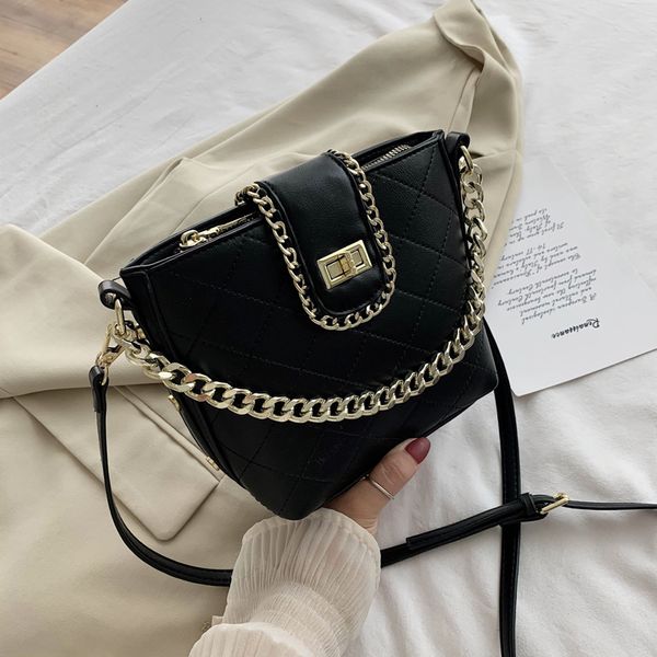 fashion quality lattice pu leather crossbody bags for women chain solid color travel fashion luxury shoulder bag women handbags
fashion quality lattice pu leather crossbody bags for women chain solid color travel fashion luxury shoulder bag women handbags
