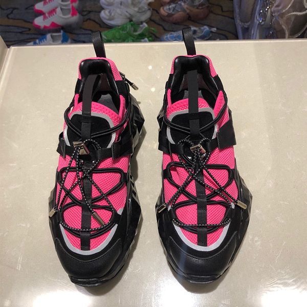 designer womens mens casual shoes luxur black white pink color matching grid round head platform sneakers with box size 34-45
designer womens mens casual shoes luxur black white pink color matching grid round head platform sneakers with box size 34-45