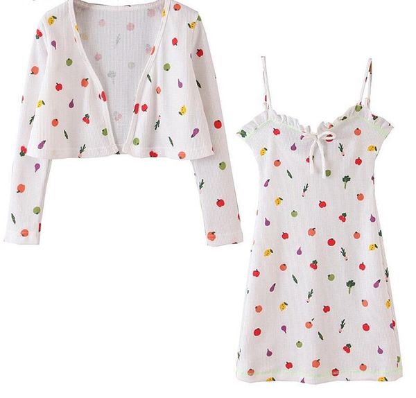 2020 spring retro white colored fruit print cardigan korea long sleeve knitted sweater wood ears tie bow v neck mini dress 1 set
2020 spring retro white colored fruit print cardigan korea long sleeve knitted sweater wood ears tie bow v neck mini dress 1 set