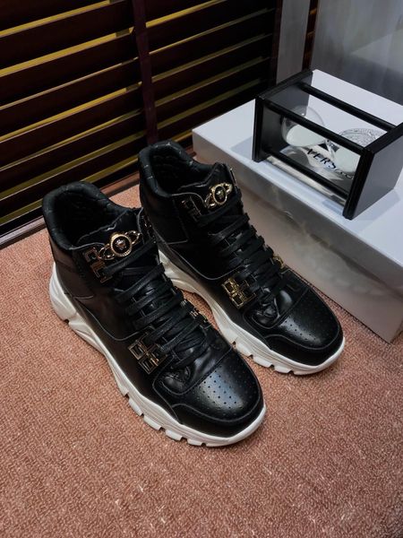 2020y autumn fashion leather men's shoes high to help comfortable casual shoes, fashion high-end outdoor sports shoes,original box pack
2020y autumn fashion leather men's shoes high to help comfortable casual shoes, fashion high-end outdoor sports shoes,original box pack