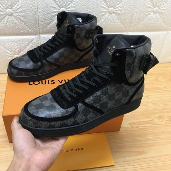 018 high-quality men's designer casual sports shoes trendy brand outdoor casual shoes, fast delivery in the original box, Black
018 high-quality men's designer casual sports shoes trendy brand outdoor casual shoes, fast delivery in the original box, Black