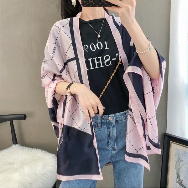 with square box &paper bag 2019 women luxury designer scarfs shawls winter fashion 100% cashmere scarf classic check plaid scarves women men, Blue;gray
with square box &paper bag 2019 women luxury designer scarfs shawls winter fashion 100% cashmere scarf classic check plaid scarves women men, Blue;gray