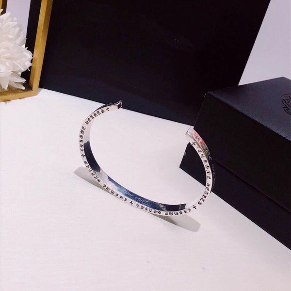 star luxury jewelry s925 sterling silver bracelet bracelet carved luo heart opening retro punk street hip hop bracelet carved logo original
star luxury jewelry s925 sterling silver bracelet bracelet carved luo heart opening retro punk street hip hop bracelet carved logo original