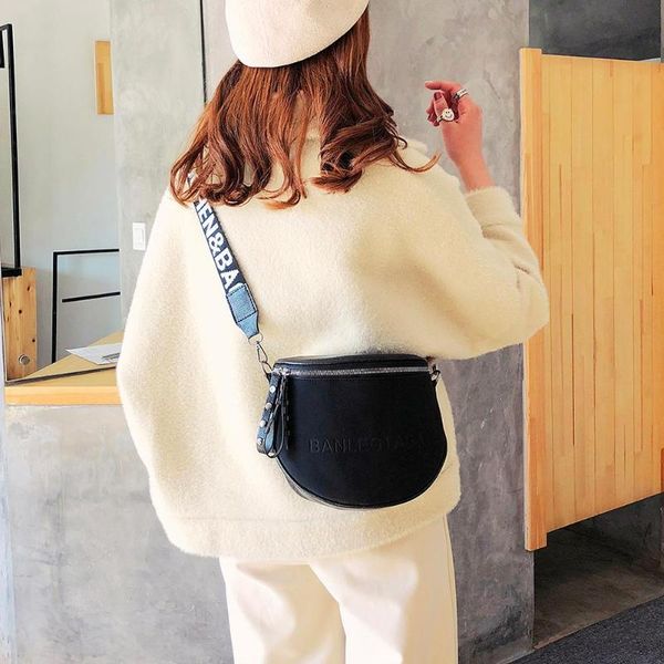 fashion crossbody bag for women messenger bags pu leather shoulder bag semicircle vintage saddle handbag and shoulder
fashion crossbody bag for women messenger bags pu leather shoulder bag semicircle vintage saddle handbag and shoulder