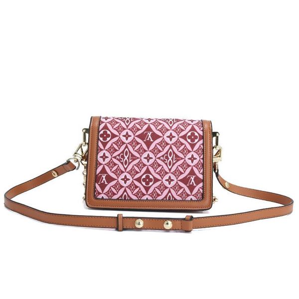 new arrival women leather small flap crossbody bag with original box simple style women chain messenger bags luxury designer shoulder bag
new arrival women leather small flap crossbody bag with original box simple style women chain messenger bags luxury designer shoulder bag