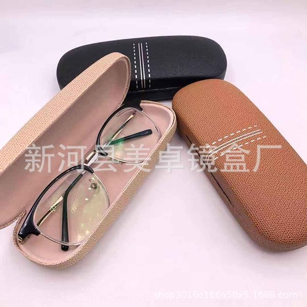 cartoon case casepresbyopic case optical material glasses iron box printing presbyopic glasses box, Blue
cartoon case casepresbyopic case optical material glasses iron box printing presbyopic glasses box, Blue