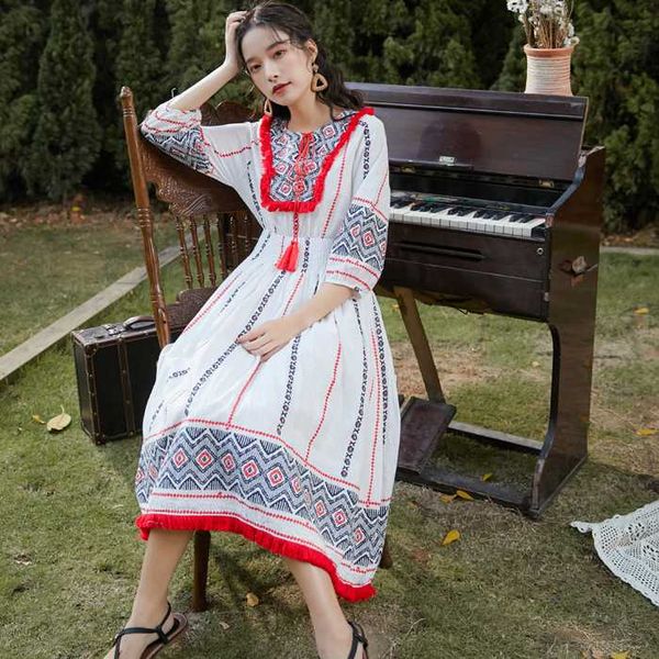 make video scottish national printing tassel side with accept waist loose white dress for a holiday, Black
make video scottish national printing tassel side with accept waist loose white dress for a holiday, Black