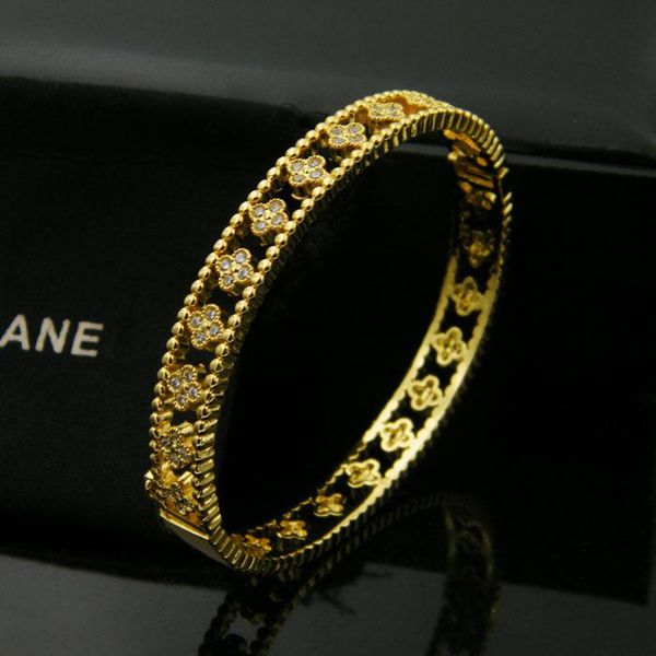 paris design hollow clover and diamond for women in 5.7cm width copper material punk bangle wedding gift ps5317, Black
paris design hollow clover and diamond for women in 5.7cm width copper material punk bangle wedding gift ps5317, Black
