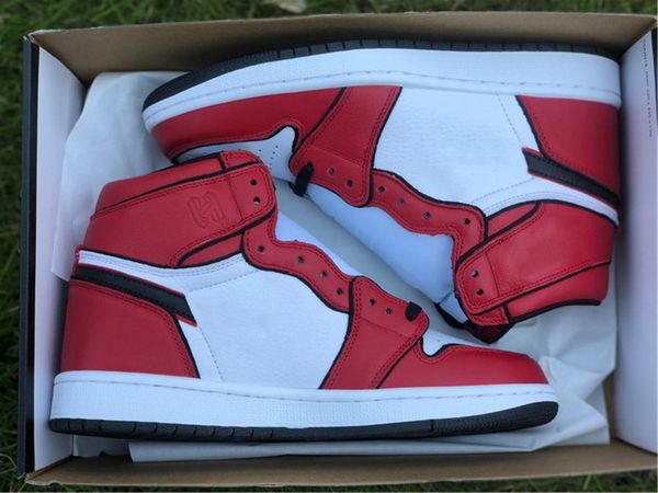 with box men 1 basketball shoes 1s chicago red white high designer luxury trainer sports athletic sneakers
with box men 1 basketball shoes 1s chicago red white high designer luxury trainer sports athletic sneakers