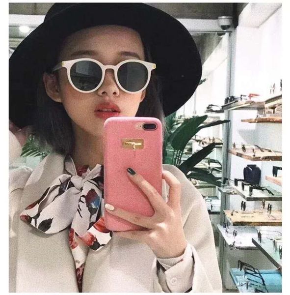 sunglass classic style round vintage letter frame with plasticfull frame eyewear uv400 protection outdoor summer eyeglass 319, White;black
sunglass classic style round vintage letter frame with plasticfull frame eyewear uv400 protection outdoor summer eyeglass 319, White;black
