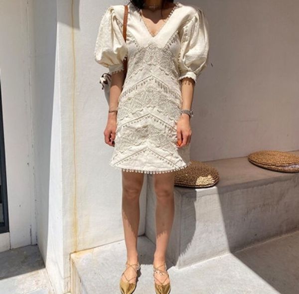 женщины 2020 летнее платье кружева кружева v-образным вырезом пузырь рукав тонкий короткий рукав средней длины платье, Black;gray
женщины 2020 летнее платье кружева кружева v-образным вырезом пузырь рукав тонкий короткий рукав средней длины платье, Black;gray