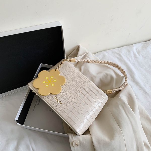high-grade underarm mini bag female 2020 new fashion summer texture all-match shoulder bag korean fashion handbag
high-grade underarm mini bag female 2020 new fashion summer texture all-match shoulder bag korean fashion handbag