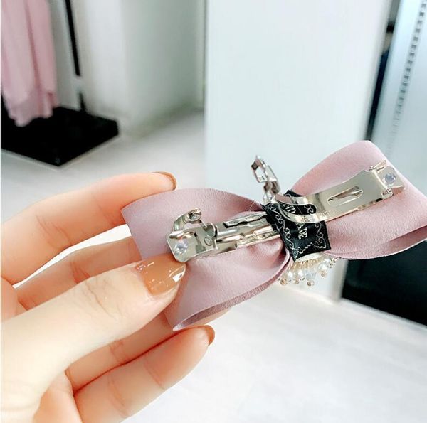 2018 dongdaemun hair accessories imported leather hairpin korea autumn and winter new bow crystal spring clip ponytail clip clip, Golden;silver
2018 dongdaemun hair accessories imported leather hairpin korea autumn and winter new bow crystal spring clip ponytail clip clip, Golden;silver