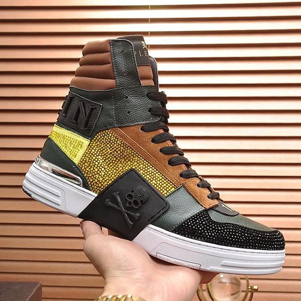 phantom kick $hi -crystal sneakers men shoes outdoor walking sports shoes lace -up style luxury men boots zapatillas hom, Black
phantom kick $hi -crystal sneakers men shoes outdoor walking sports shoes lace -up style luxury men boots zapatillas hom, Black
